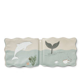 Magisches Badebuch von Liewood_Waylon Sea Creature Magic Water Book_aufgeklappte Seite