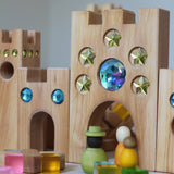 Detailansicht großes Märchenschloss von Bauspiel mit 16 Teilen