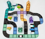 Konstruktion Connetix Magnetbausteine Set mit Rampen und Kreuzungen aus 16 Teilen sowie klassischen Connetix Magnetbausteinen