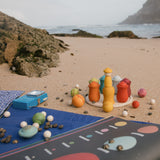 Planetenset Dear Universe von Grapat an Strand