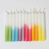 12 Grimm's Festtagskerzen Dip Dye im Farbton Regenbogen