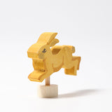 Steckfigur springender Hase von Grimm's von schräg vorne