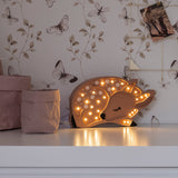 Kinderlampe Reh von Little Lights auf Regal