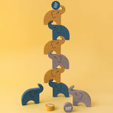 Aufeinander gestapelte Elefanten von Balancierspiel Ale-Hop von Londji