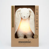 Moonie Einschlafhilfe und Kuscheltier-Hase im Farbton Organic Polarweiss in Verpackung