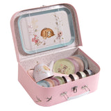 Geschirrkoffer Les Rosalies von Moulin Roty mit 14 Geschirr-Teilen