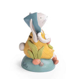 Spardose Trois Lapins von Moulin Roty in Seitenansicht