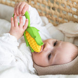 Kleinkind mit Oli & Carol Maiskolben Beißring und Rassel