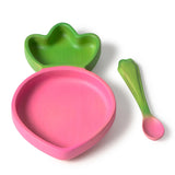 Holzteller und Löffel von Essgeschirr-Set "Ramona the Radish" von Oli&Carol