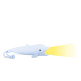 Delfin Kindertaschenlampe von Rabbit & Friends mit Lichtkegel