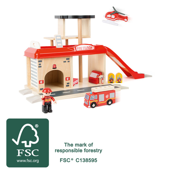 Feuerwache aus Holz von small foot mit Feuerwehr-Zubehör mit FSC-Siegel