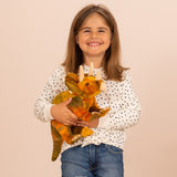 Teddy Hermann Dinosaurier Triceratops 42 cm_mit Kind