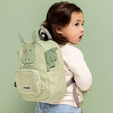 Kind mit Kleinem Kinderrucksack Mr. Dragon von Trixie