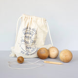 Boule Spiel aus FSC-zertifiziertem Massivholz von Wooden Story mit Baumwollbeutel