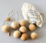 Boule Spiel aus FSC-zertifiziertem Massivholz von Wooden Story mit Baumwollbeutel