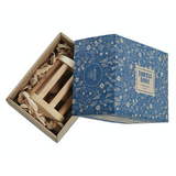 Baby Holzrassel Turtle Dove von Wooden Story in Verpackung