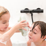 Flot Badespielzeug mit Spritzfunktion "Nilpferd Kaba" von OPPI_Kinder mit Nilpferd Kaba