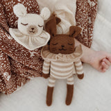 Hase aus Baby-Alpakawolle von Main Sauvage_Gestreifter Strampler_Detailaufnahme_3