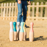 Bowlingkegel aus Buchen-Massivholz von Me&Mine_6 Stück_im Garten