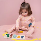 Holzpuzzle mit Tieren von Trixie_Puzzle mit Kind