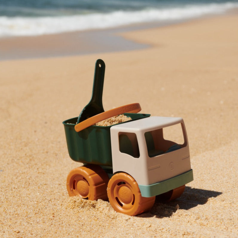 Beck Sand Truck von Liewood_Kipplaster_03