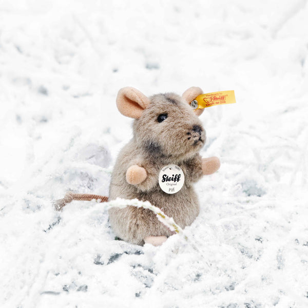 Maus Piff von Steiff_10cm groß_im Schnee