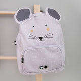 Trixie-Rucksack-Mrs.-Mouse-vor-Wand