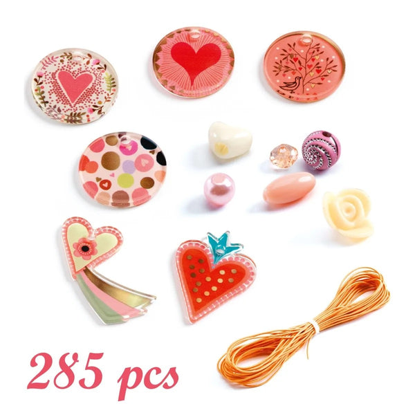 Perlen und Schmuck_Herzen_von Djeco_Bestandteile
