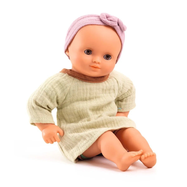 Baby Pistache Puppe von Djeco_Pomea Kollektion