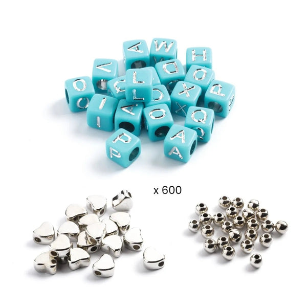 Schmuck basteln_Silberne Buchstaben von Djeco_Bestandteile