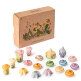 Grapat Flower Meadow 18 handbemalte Holzfiguren in Form von Blüten und Blumen mit  dekorativer Papp-Box