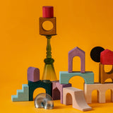 Konstruktion mit Elementen von Grimm's Baukasten Floors der Tiny Art Collection 