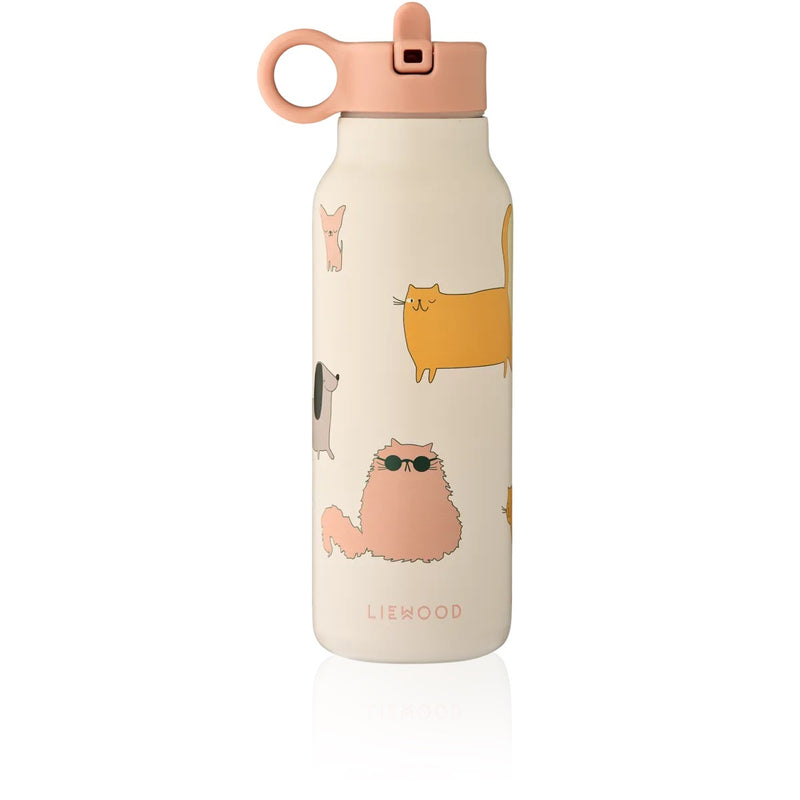 Trinkflasche von Liewood_Modell Falk Cats & Dogs