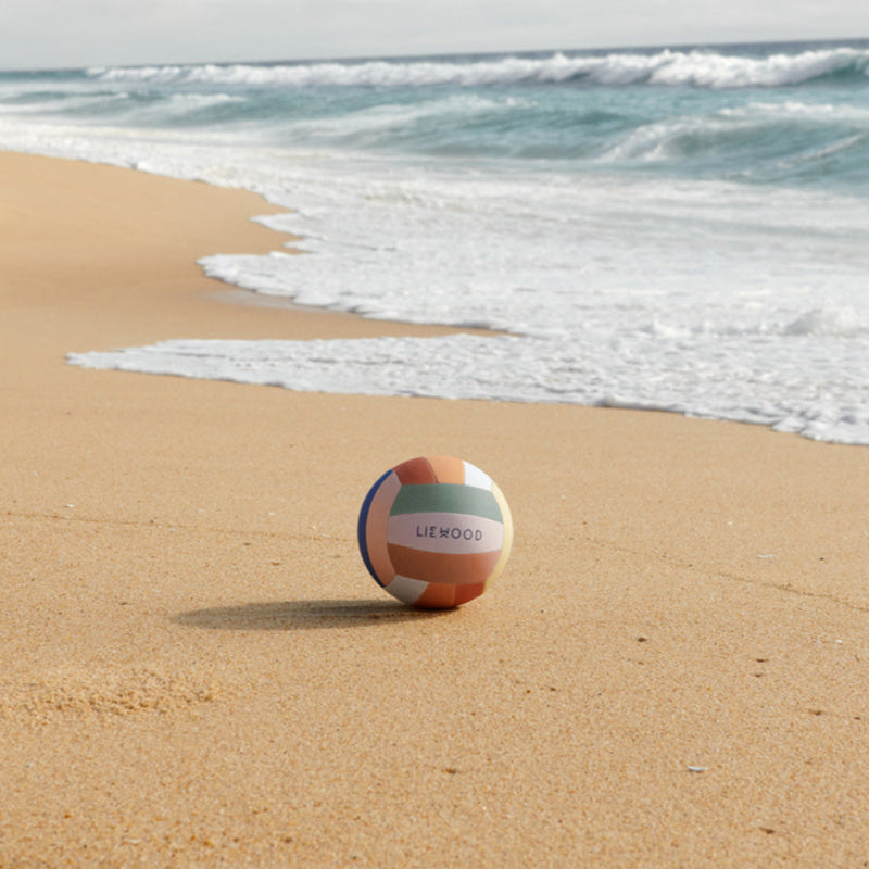 Volleyball Villa von Liewood am Strand