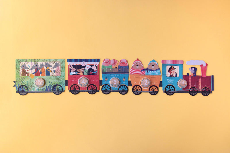 Lok und vier Waggons von Londji Puzzle "My little train" mit 10 kleinen Puzzeln