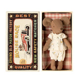 Große Schwester Maus in Streichholzschachtel von Maileg