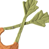 Verschluss von Karotten-Lätzchen "Cathy the Carrot" von Oli&Carol