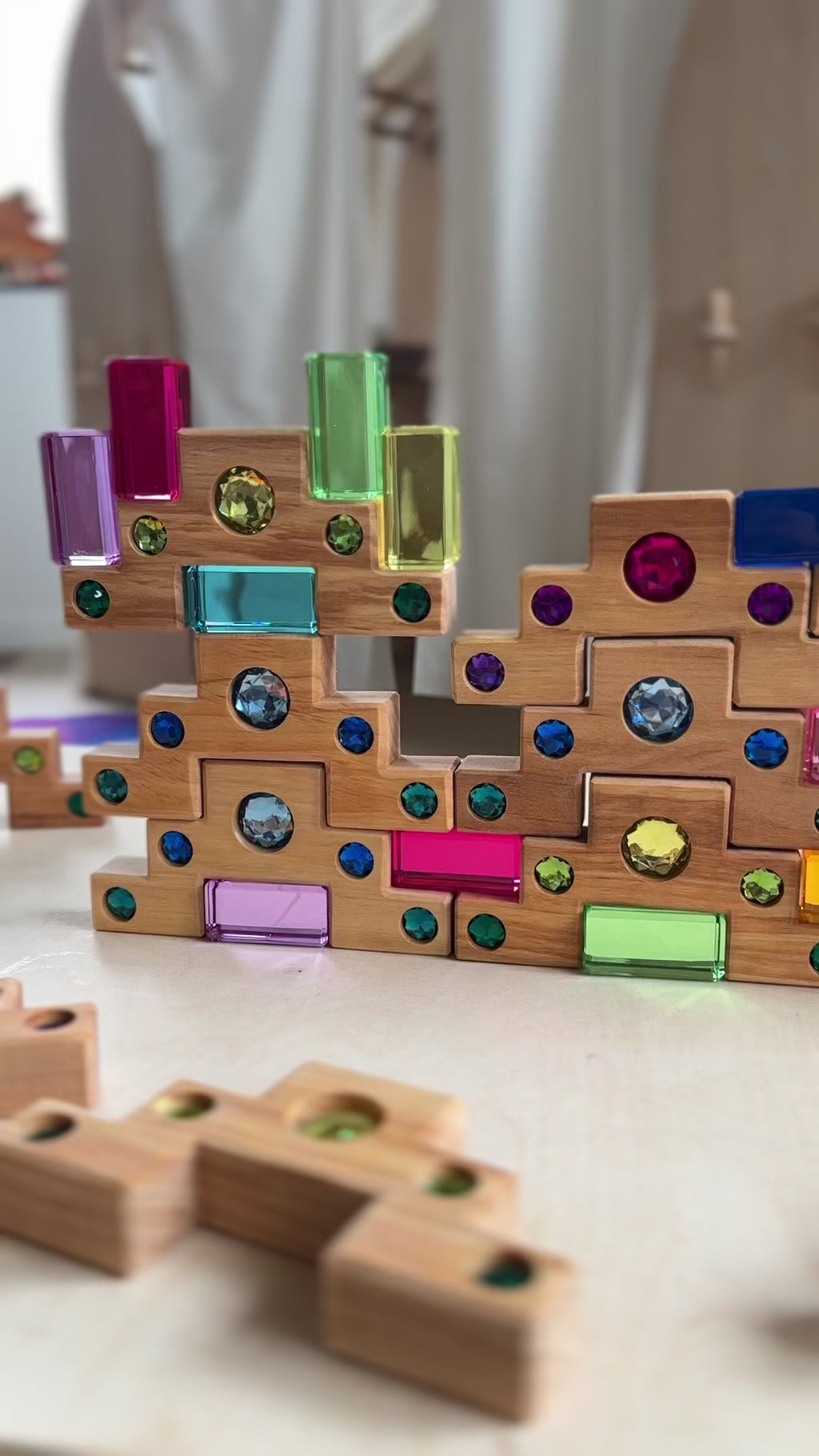 Video von Farbtreppe mit Lichtbauquadern von Bauspiel_32 Teile