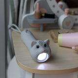 Katzen-Kindertaschenlampe von Rabbit & Friends auf Nachttisch