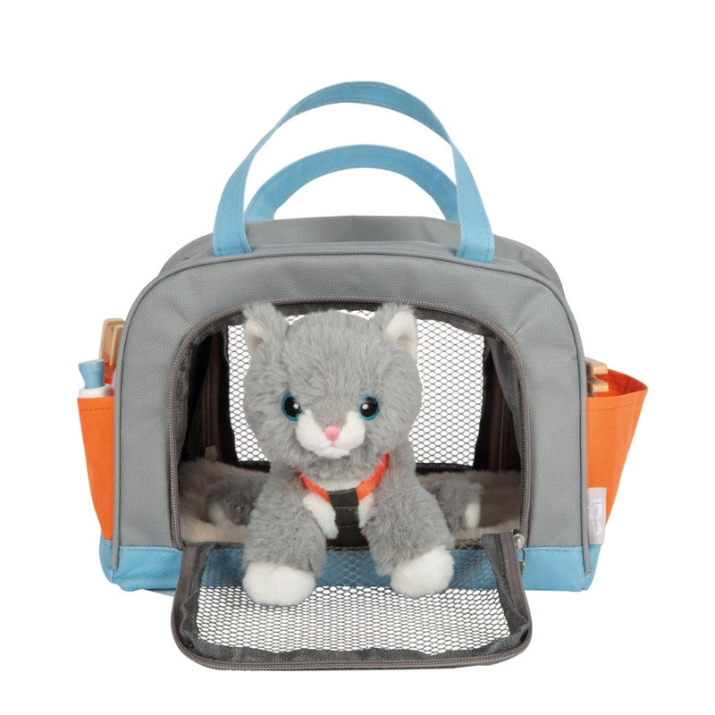 Katze mit Tasche und Pflege-Set von small foot in Frontalansicht