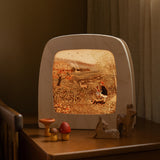 Toverlux Lampe mit leuchtender Herbst-Silhouette im Kinderzimmer