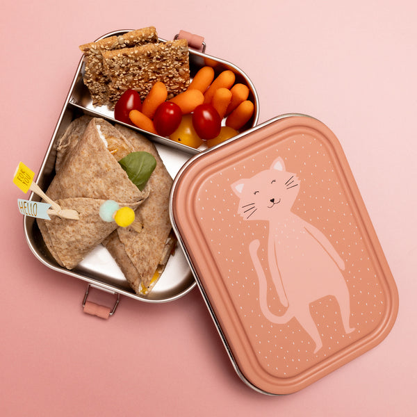 Große Lunchbox Mrs. Cat von Trixie mit Snacks befüllt